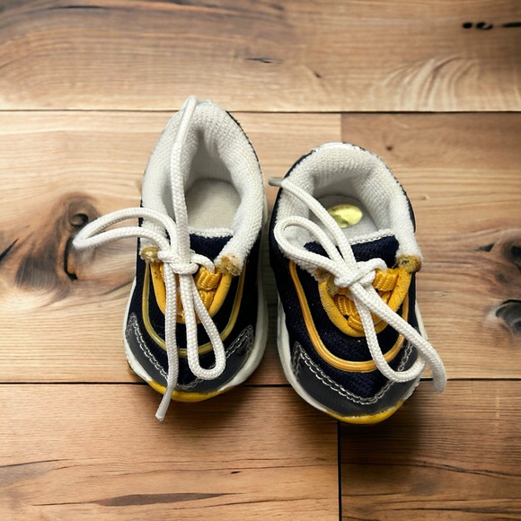 American Girl 28” Doll Cheerleading Outfit III Released 2003 Retired 2005 GUC - Picture 5 of 13